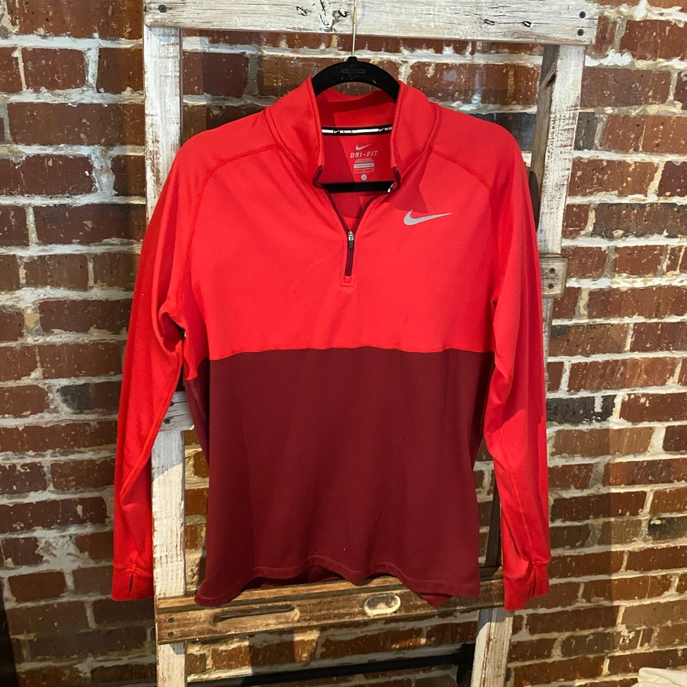 Half zip Nike athletic top